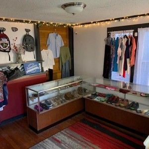 Meet your Posher, Jackies